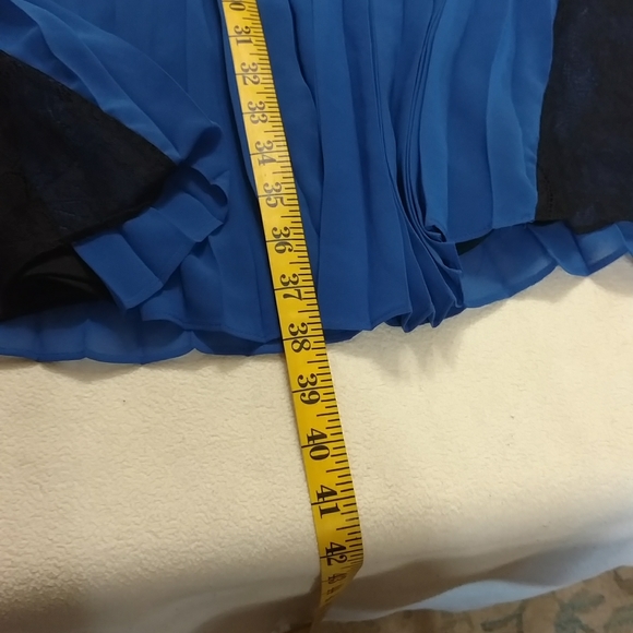 Thalia Sodi Accordion Dress - Picture 6 of 9